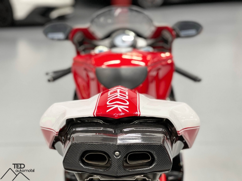 Ducati 749R *VENUT* *SOLD* *VENDUE*