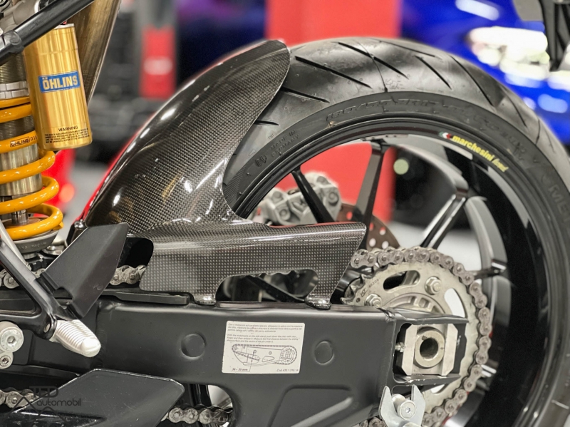 Ducati 749R *VENUT* *SOLD* *VENDUE*