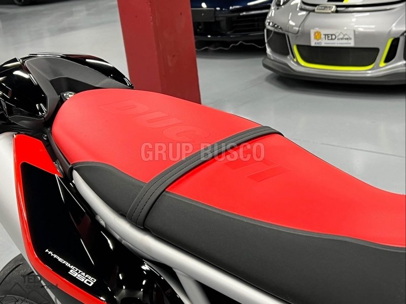 Ducati Hypermotard 950 *VENUT* *SOLD* *VENDUE*