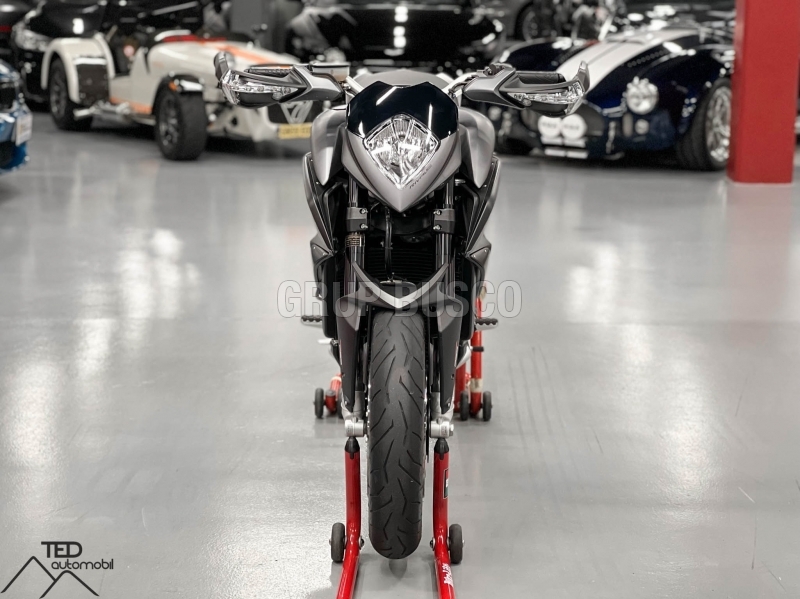 Mv Agusta Rivale 800 *1500km* *VENUT* *SOLD* *VENDUE*