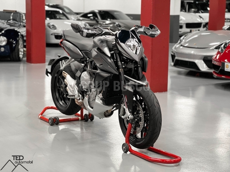 Mv Agusta Rivale 800 *1500km* *VENUT* *SOLD* *VENDUE*