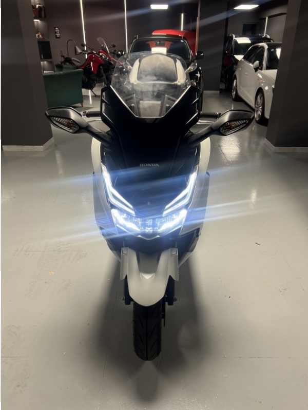 HONDA FORZA 125CC 4.000KM