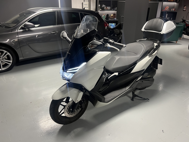 HONDA FORZA 125CC 4.000KM