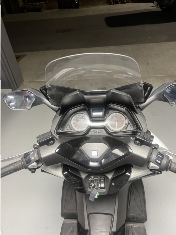 HONDA FORZA 125CC 4.000KM
