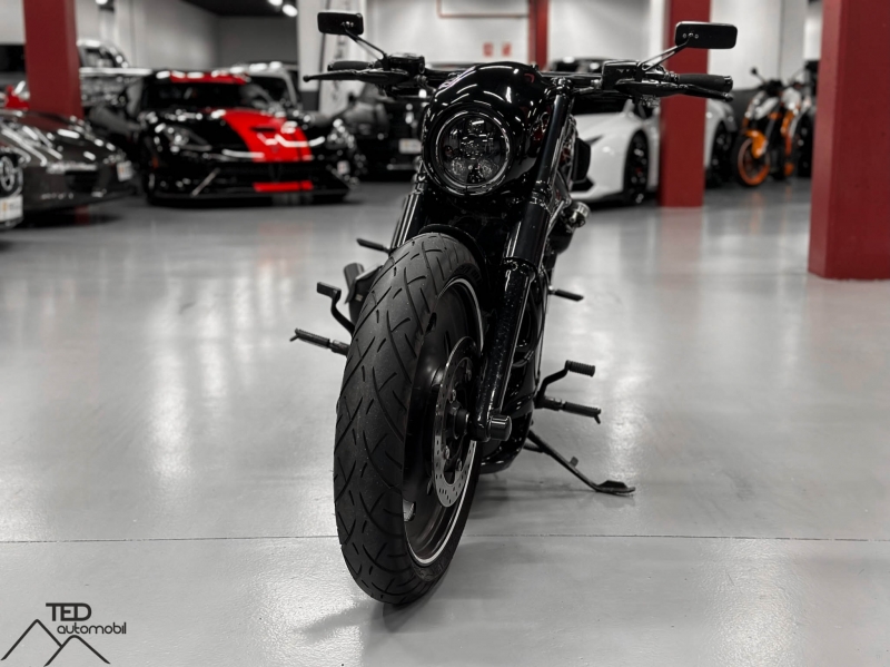 Harley Davidson V Rod