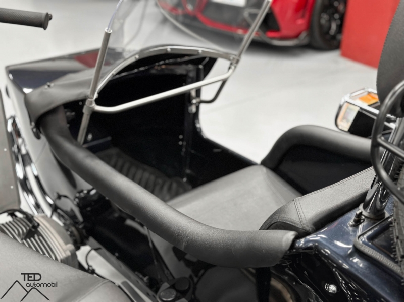 VENDUE**VENUT* *SOLD* Sidecar Ural VENDUE**VENUT* *SOLD*