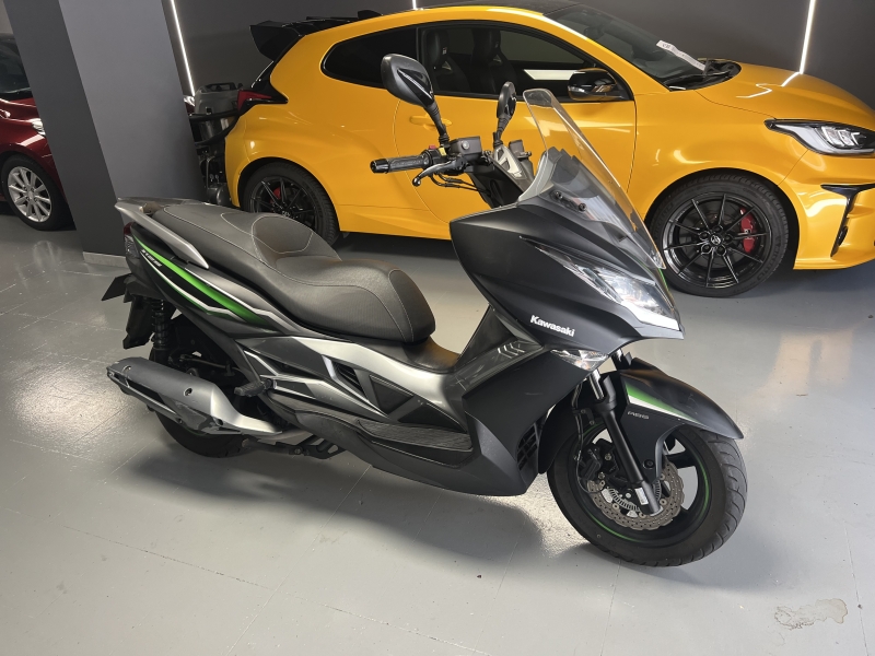 Venuda Kawasaki J125