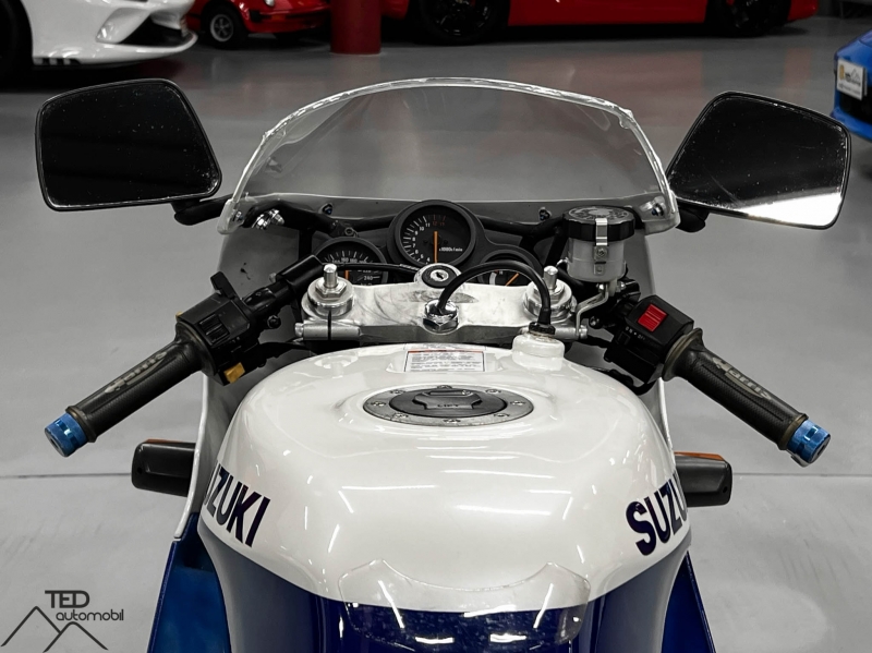 Suzuki RGV 250 2t Gamma *VENUT SOLD*