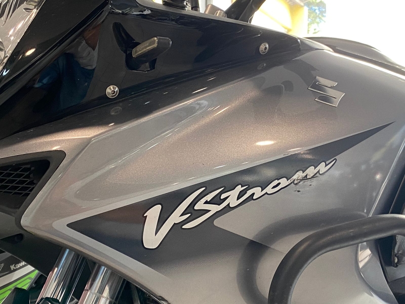 SUZUKI V-STROM DL 650