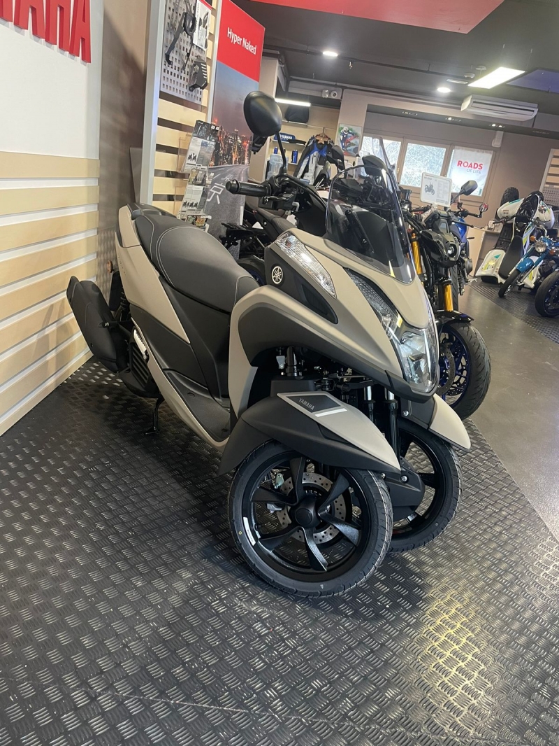 YAMAHA TRICITY 125