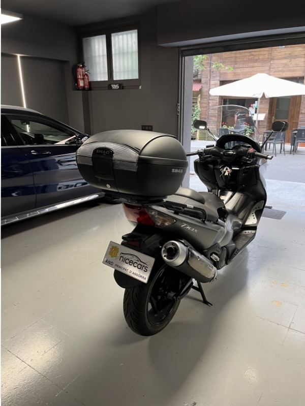 YAMAHA T-MAX 500