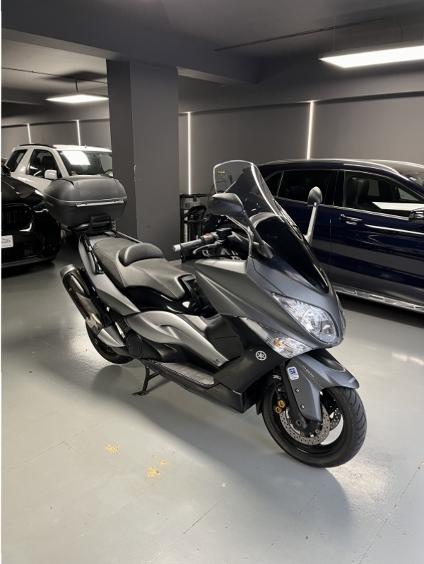 YAMAHA T-MAX 500