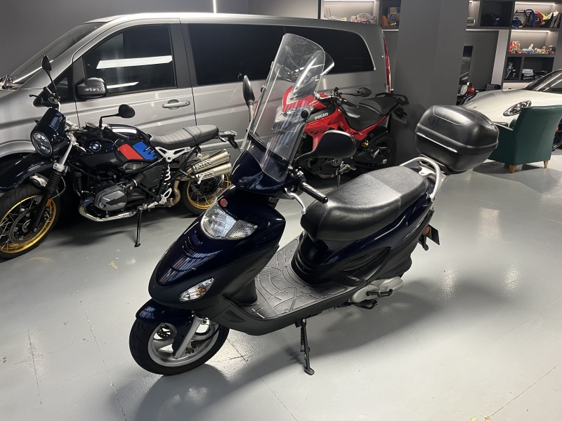 Kymco movie 125