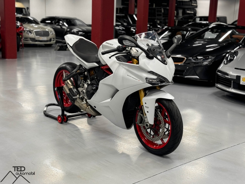 Ducati Supersport 950S Akrapovic *VENUT SOLD VENDUE*