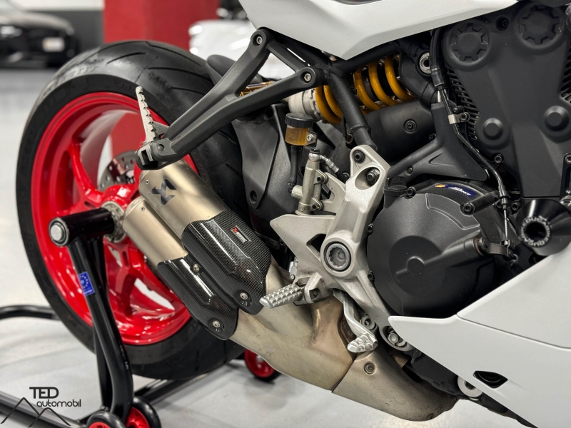 Ducati Supersport 950S Akrapovic *VENUT SOLD VENDUE*