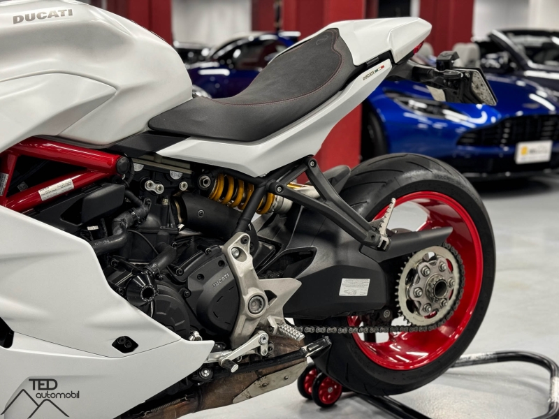 Ducati Supersport 950S Akrapovic *VENUT SOLD VENDUE*