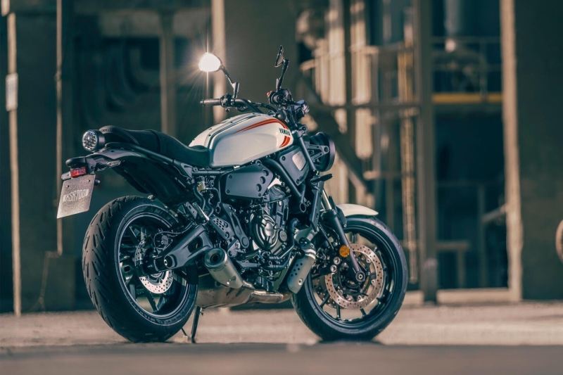 YAMAHA XSR 700