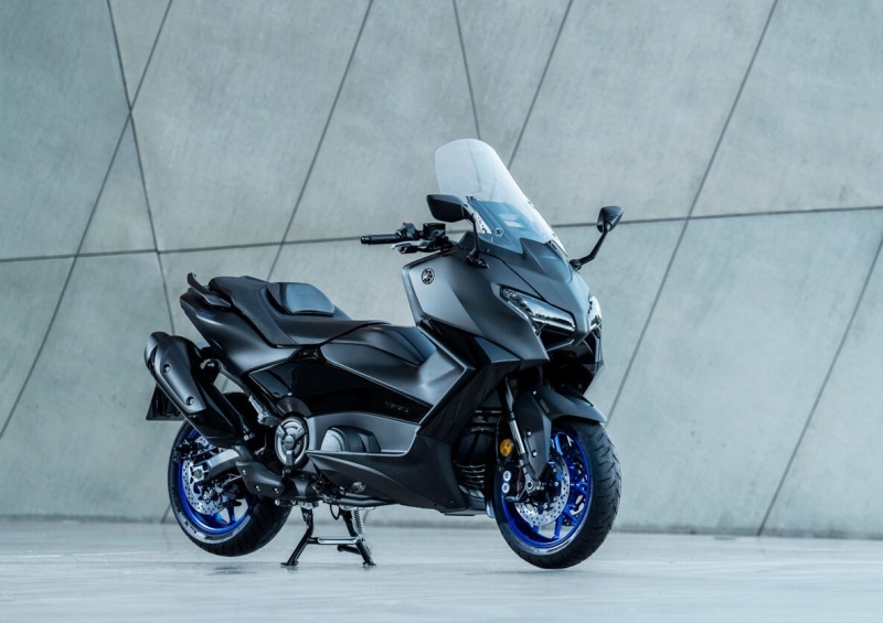 YAMAHA TMAX 560