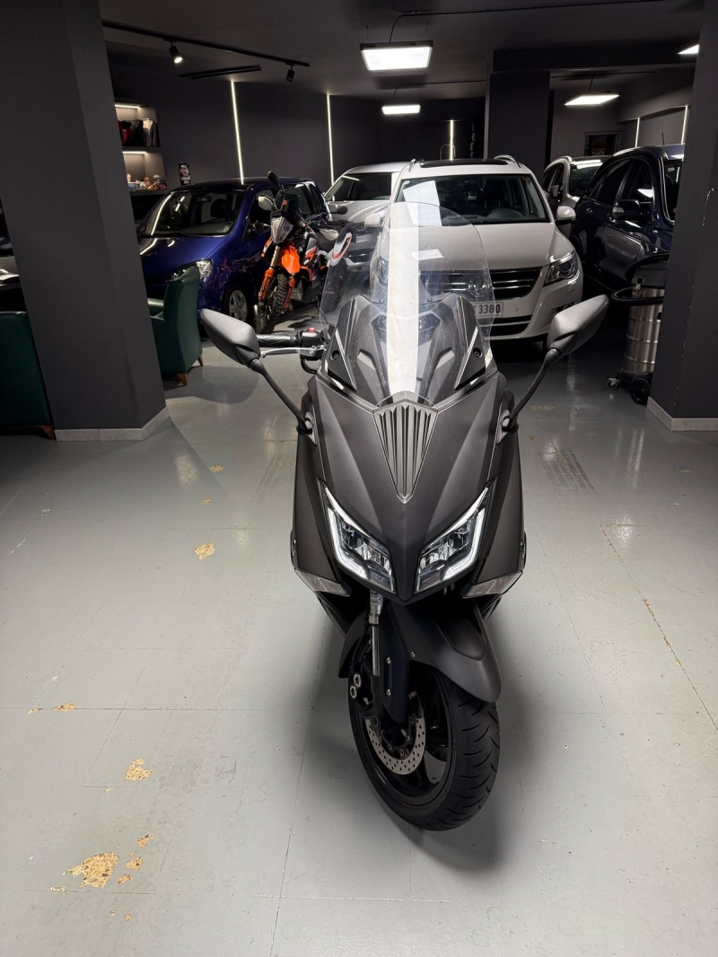 Yamaha T-Max XP 530