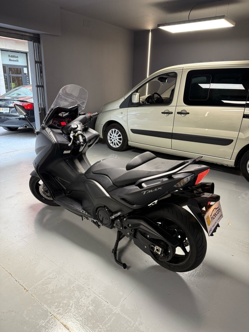 Yamaha T-Max XP 530