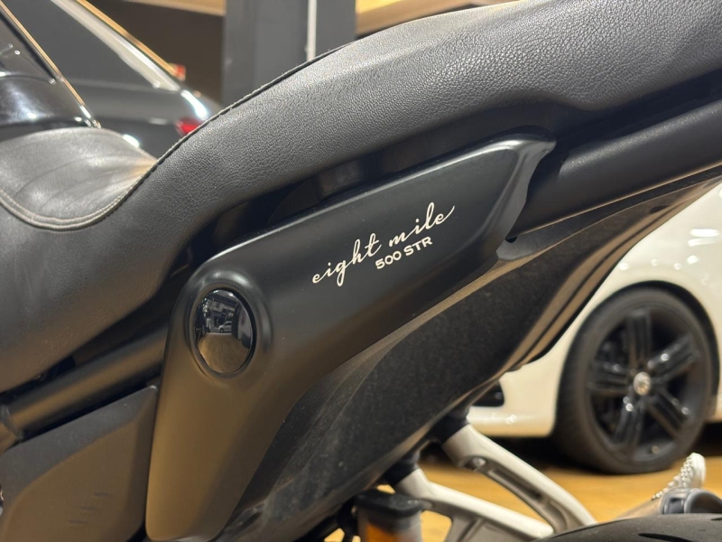 MACBOR EIGHT MILE 500 STREET