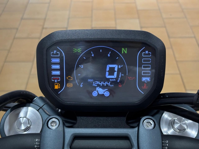 MACBOR EIGHT MILE 500 STREET