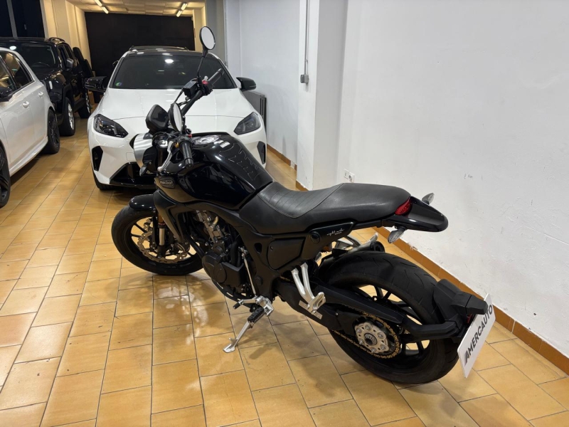 MACBOR EIGHT MILE 500 STREET