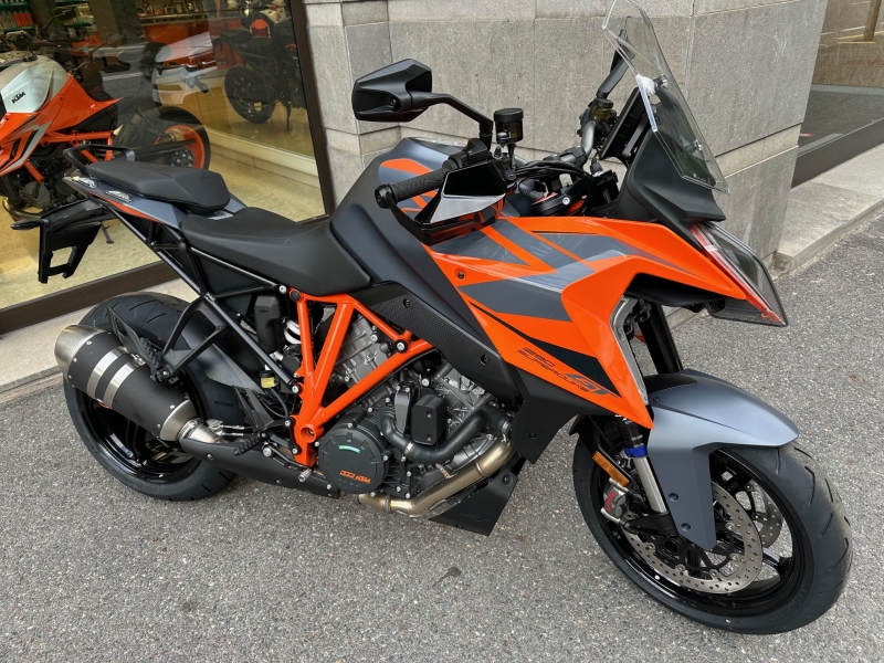 KTM 1290 Super Duke GT