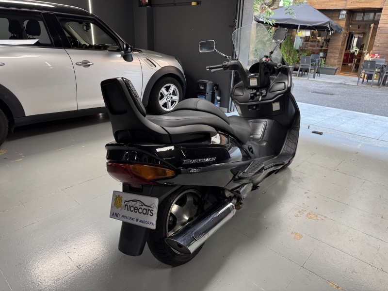 Suzuki Burgman AN 400