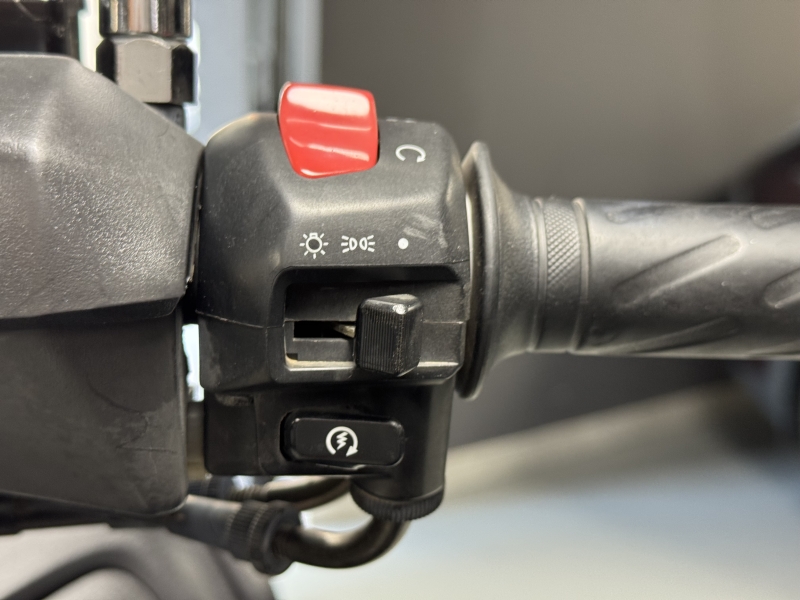 Suzuki Burgman AN 400