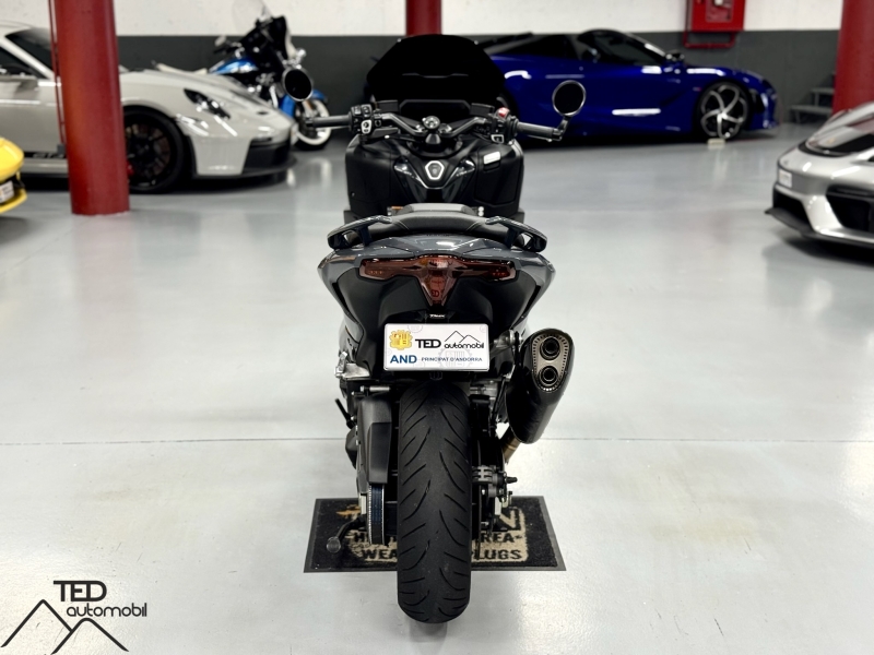 Yamaha Tmax Tech Max 560 *VENUT* *VENDUE* *SOLD*