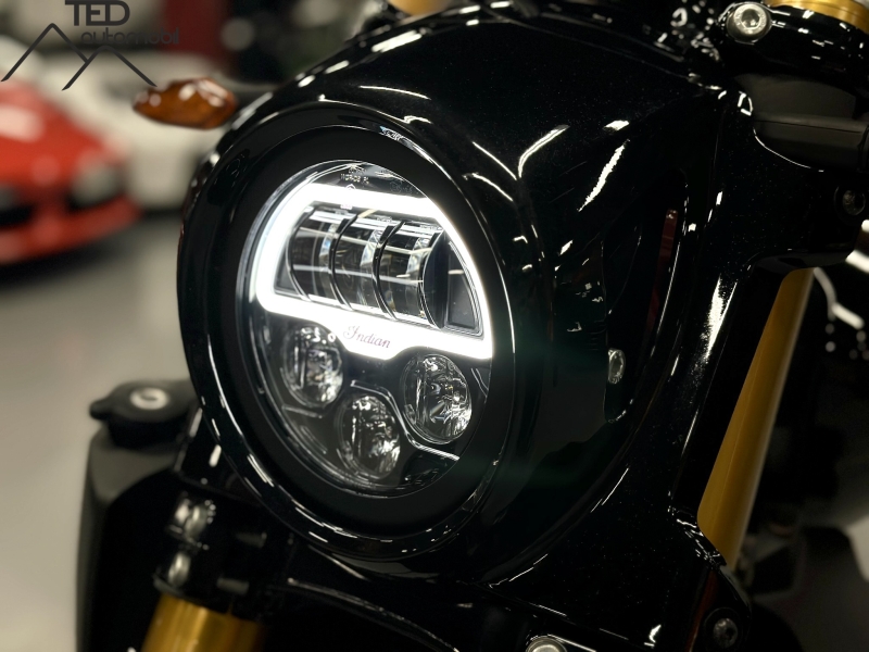 *VENUT* *SOLD* *VENDUE* Indian FTR 1200 *VENUT* *SOLD* *VENDUE*