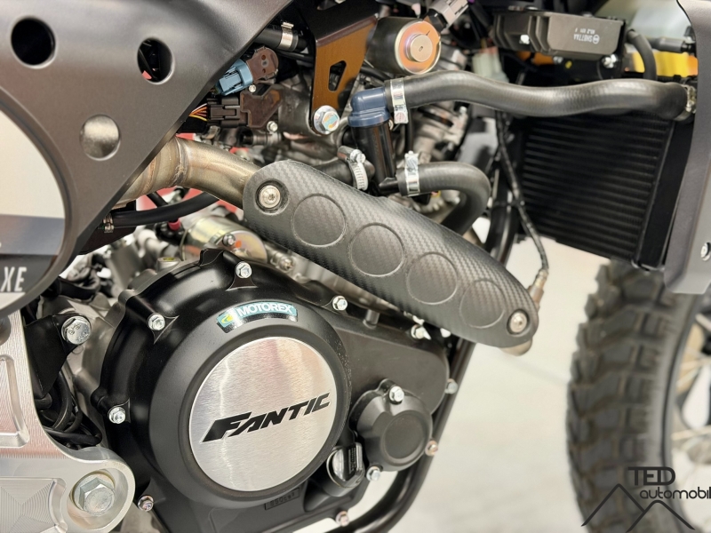 Fantic Caballero Scrambler Deluxe 125 2023 100% Nova
