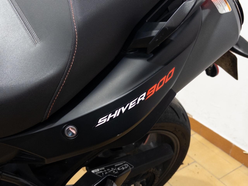 APRILIA SHIVER 900