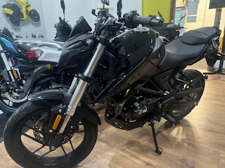 VOGE 125R