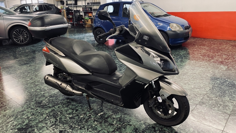 KYMCO SUPER DINK 125i