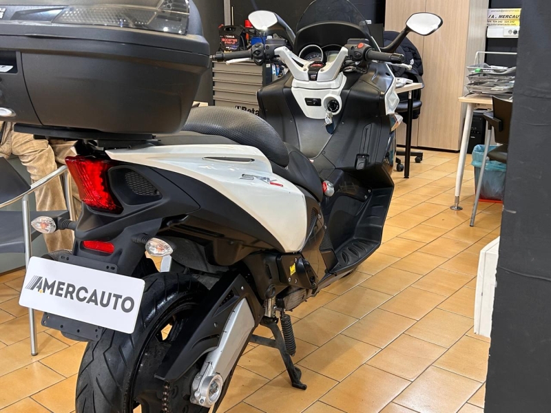 APRILIA SRV 850