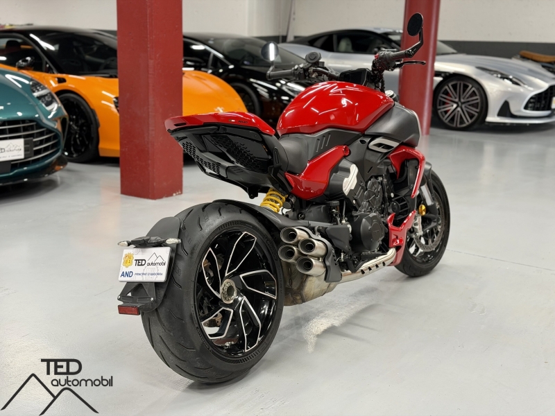 Ducati Diavel V4 168cv