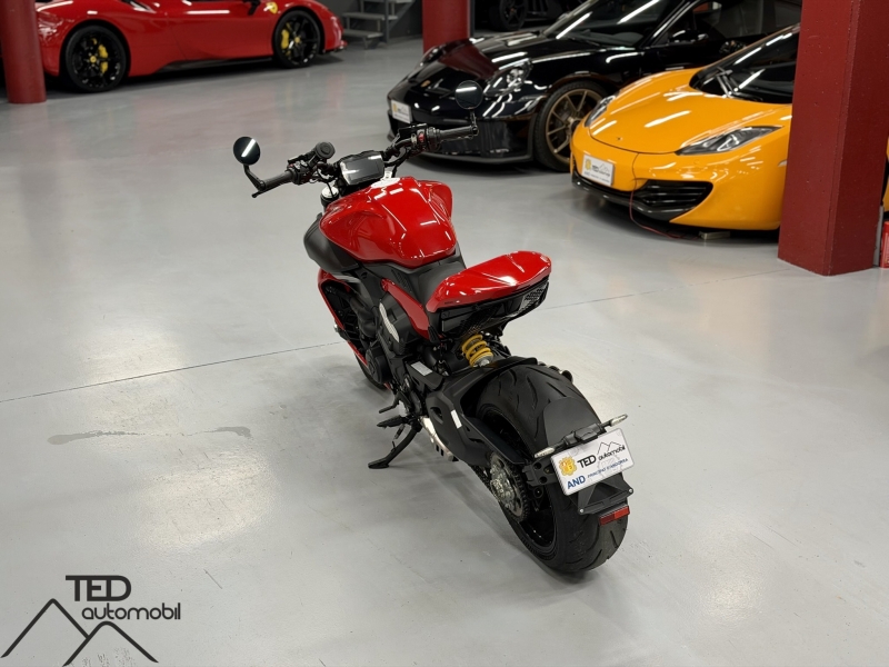 Ducati Diavel V4 168cv