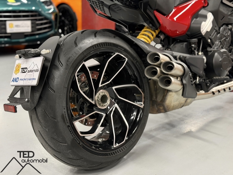 Ducati Diavel V4 168cv