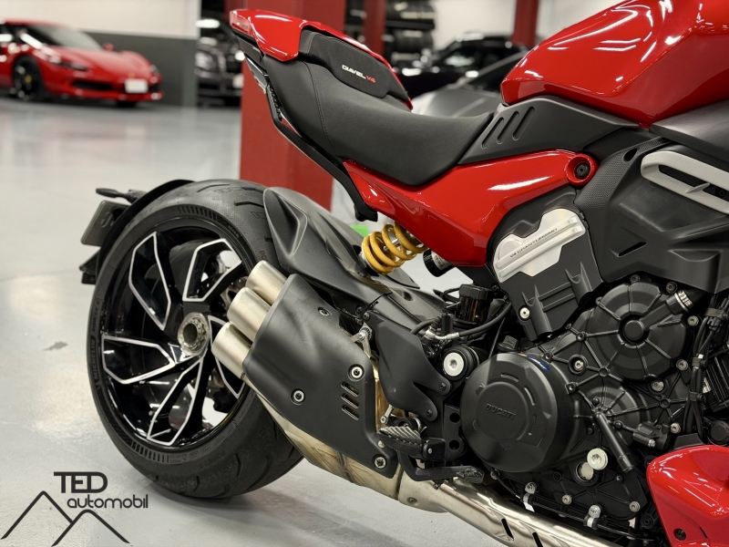 Ducati Diavel V4 168cv
