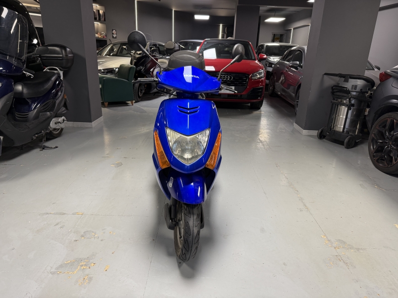 Honda SCV 100 Lead