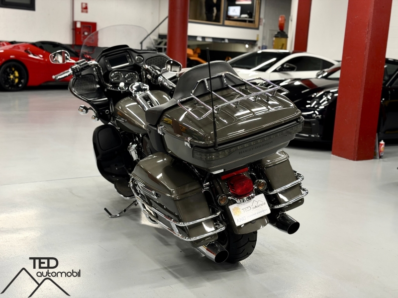Harley-Davidson Road Glide Ultra 1745