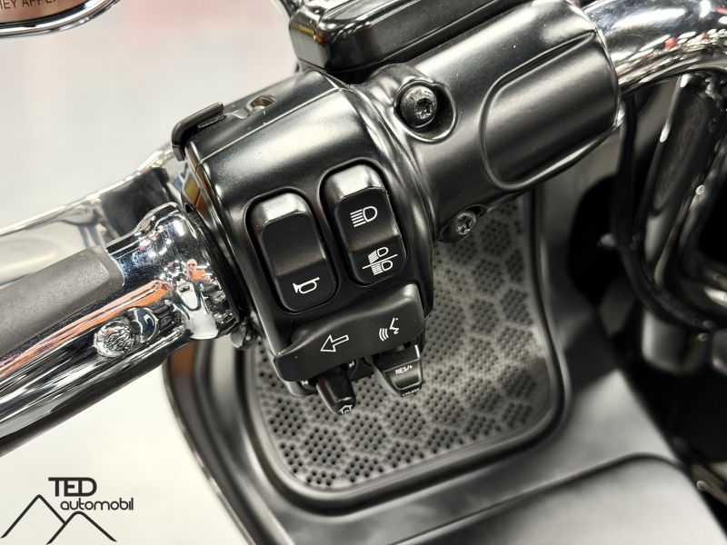 Harley-Davidson Road Glide Ultra 1745