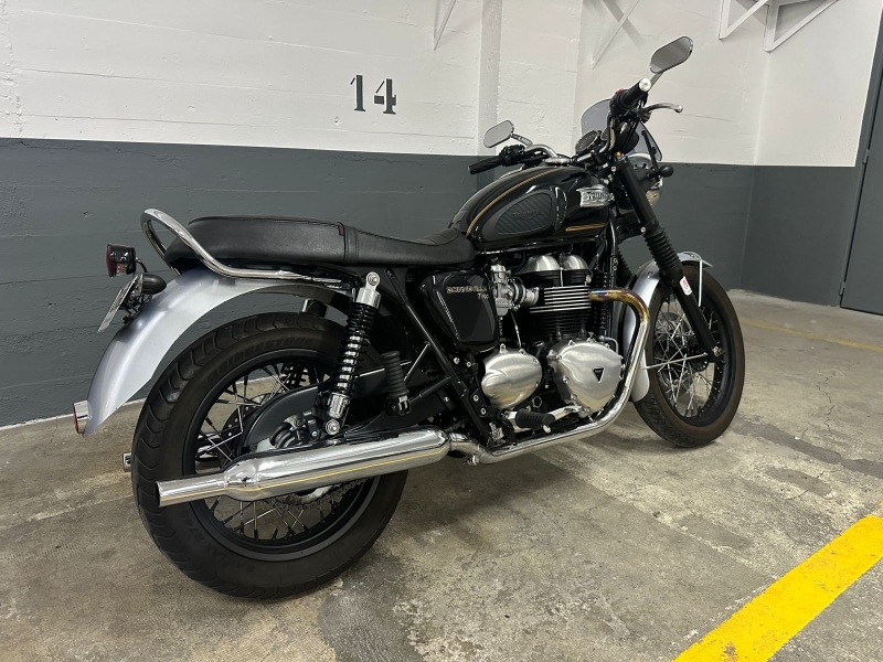 Triumph Bonneville T100 