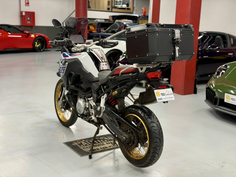 BMW GS 850 95cv