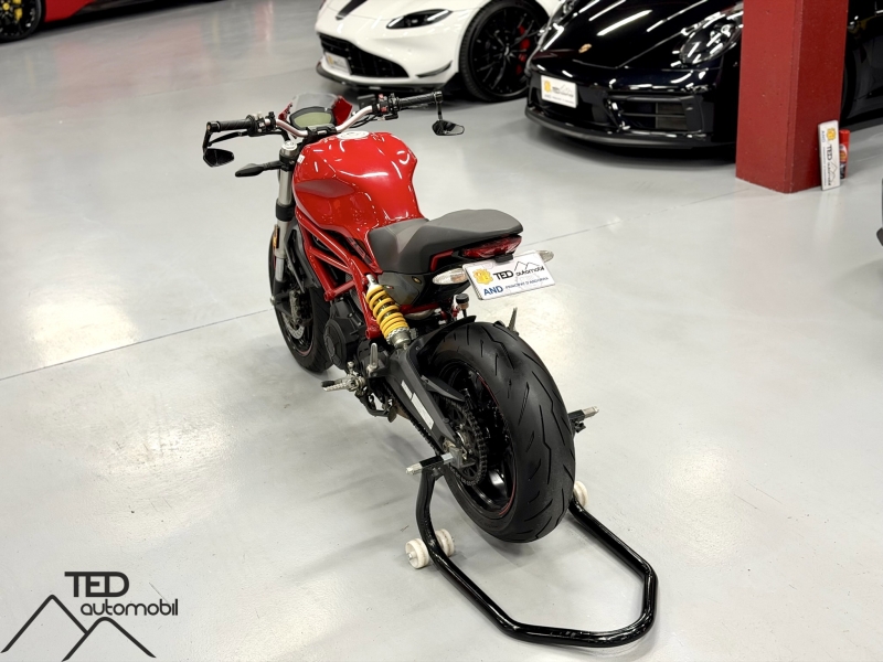 Ducati Monster 797
