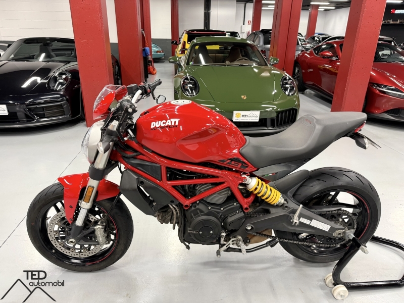 Ducati Monster 797