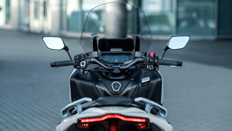 YAMAHA TMAX - TECH MAX 2026