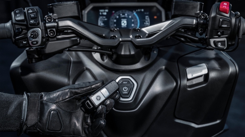 YAMAHA TMAX - TECH MAX 2026